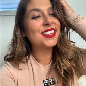 Meet your Posher, Gabrielle